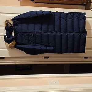 Lands End long navy quilted coat with detachable hood 1x, only worn once